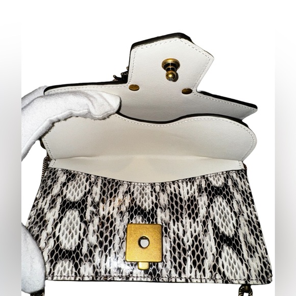 Gucci Broadway Mini Double Flap Crossbody w/ COA - Picture 6 of 13